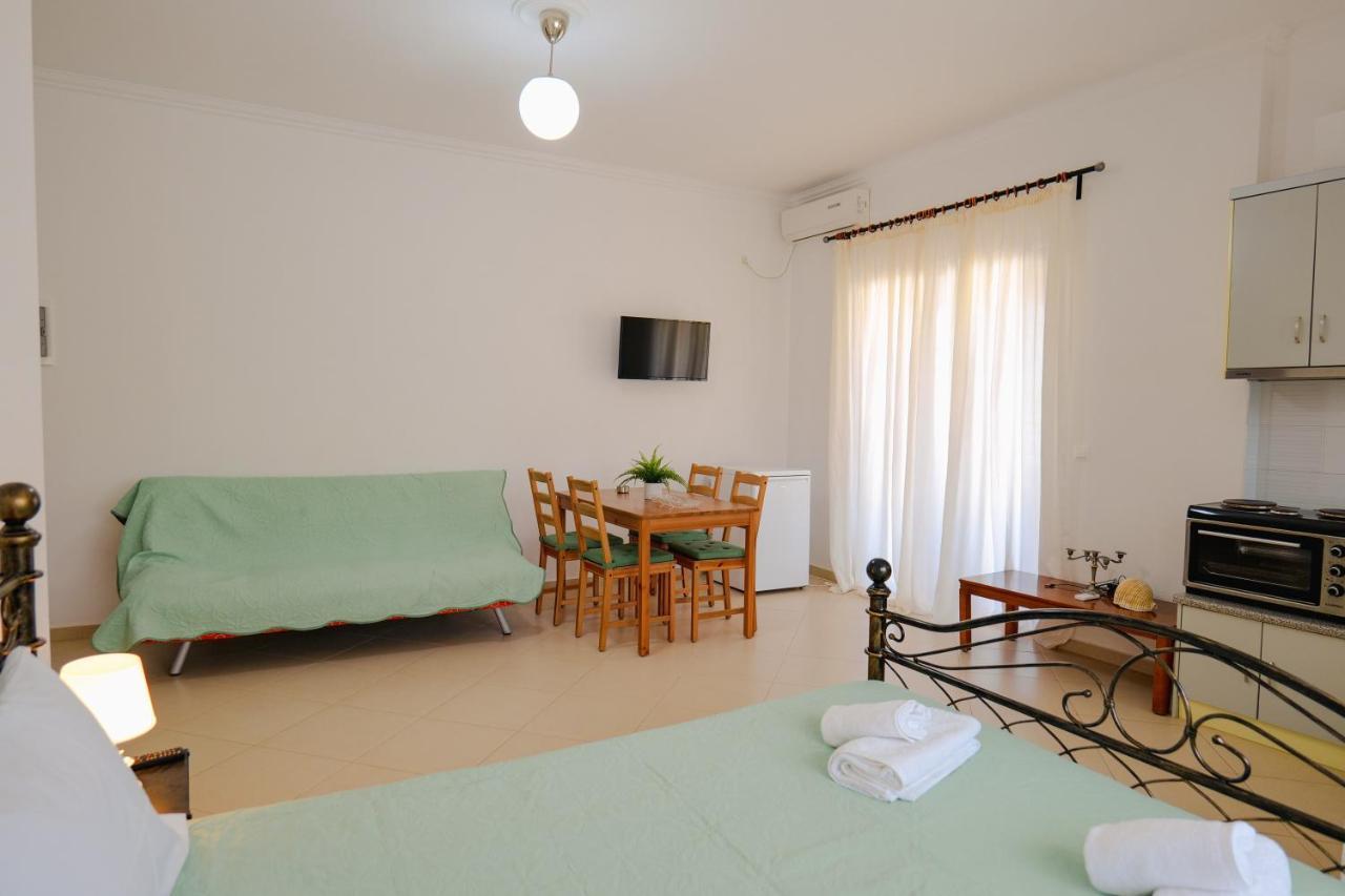 Malasi Apartments Ksamil Exterior foto